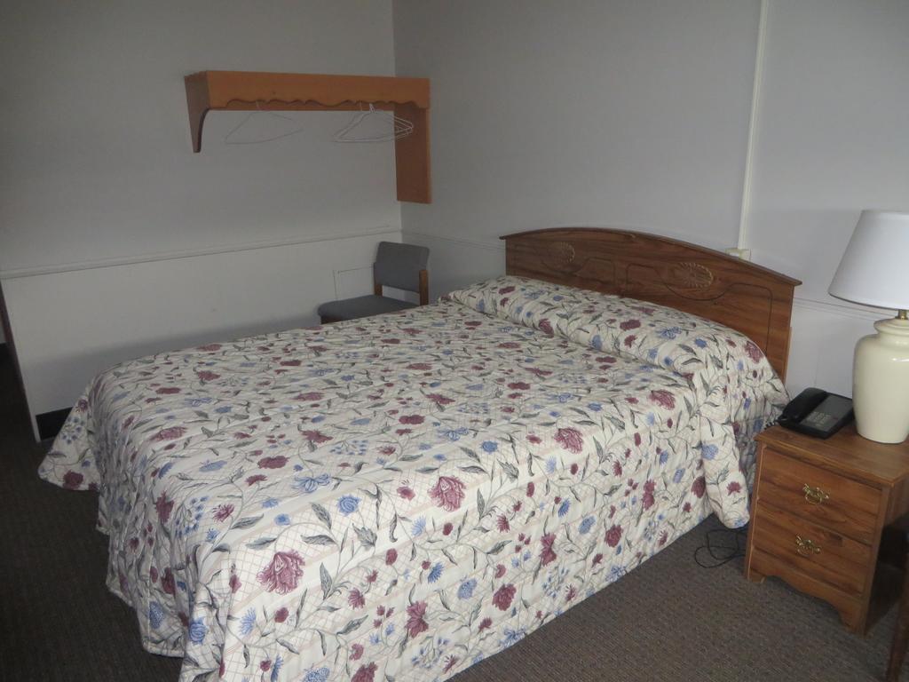 2Nd Street Inn & Suites Rochester Bilik gambar